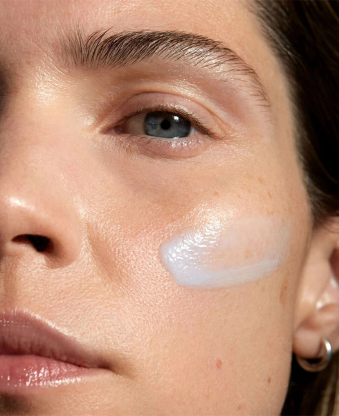 Retinol alternative bőrregeneráló szérum MÁDARA